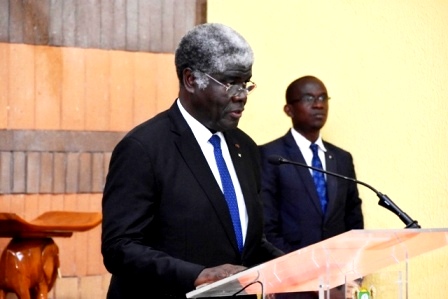 ALLOCUTION DE M. ROBERT BEUGRE MAMBE GOUVERNEUR DU DISTRICT AUTONOME D’ABIDJAN, LORS DE LA VISITE OFFICIELLE EN COTE D’IVOIRE DE SON EXCELLENCE LA TRES HONORABLE MADAME JULIE PAYETTE, GOUVERNEURE GENERALE DU CANADA LE VENDREDI 26 OCTOBRE 2018 A LA SALLE FELIX HOUPHOUËT BOIGNY DE L’HOTEL DU DISTRICT